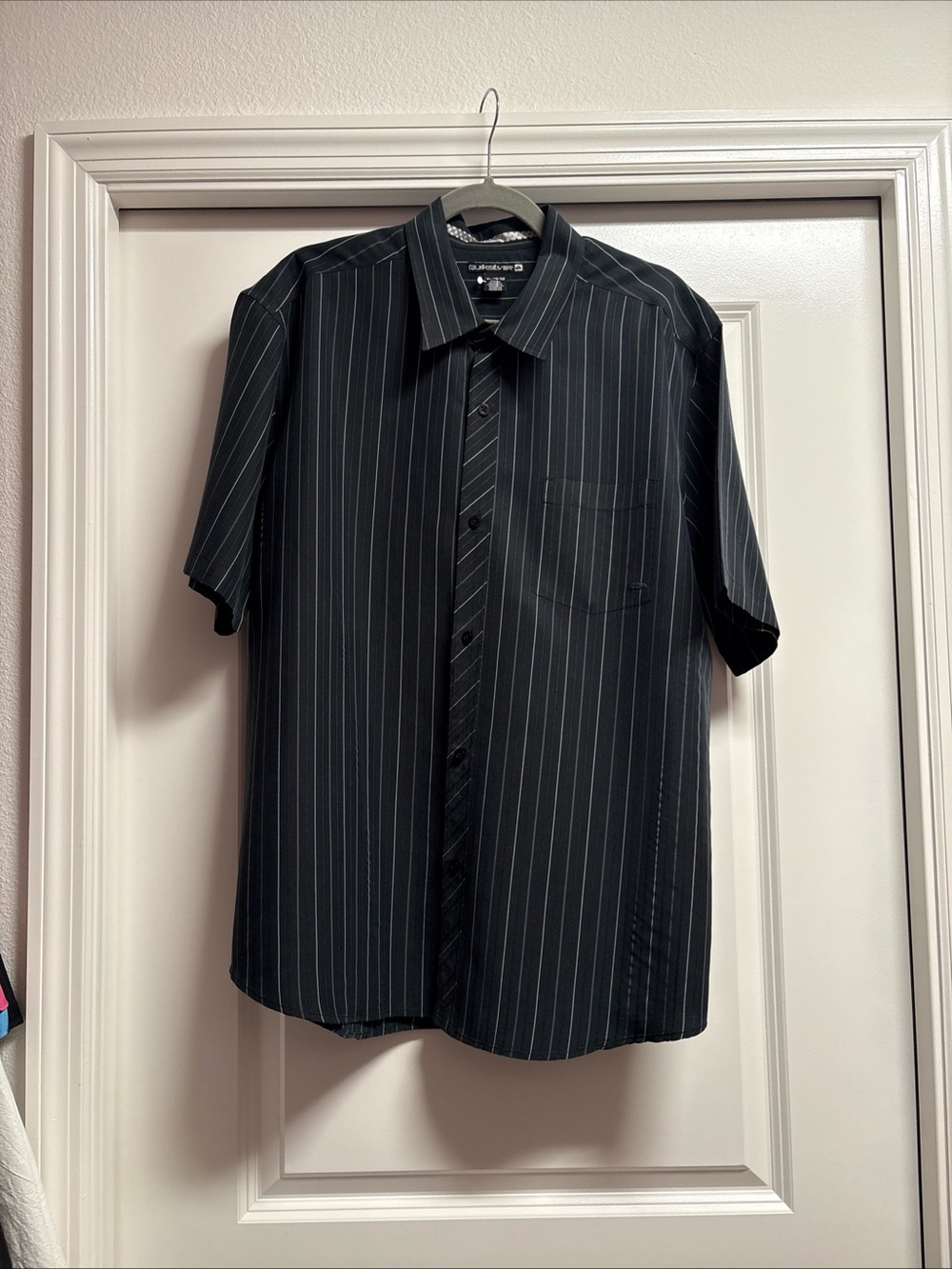 Quiksilver Black Short-Sleeve Pinstripe Button-Up Shirt